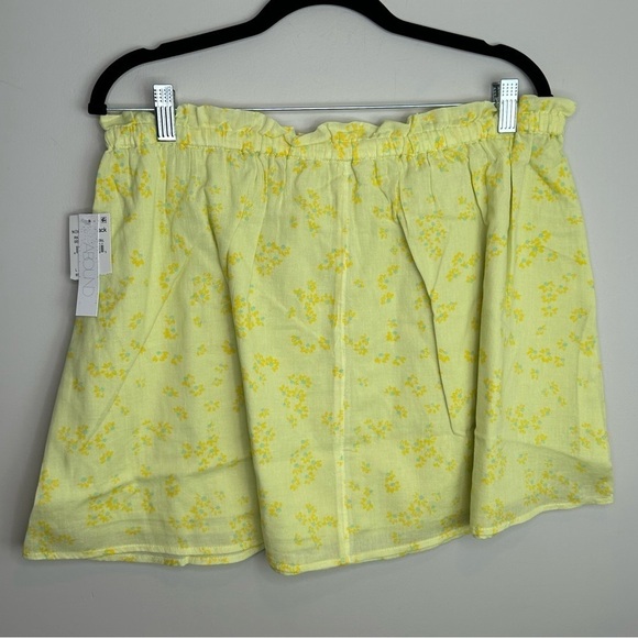 NWT‎ women’s yellow floral skirt size large - Picture 3 of 6